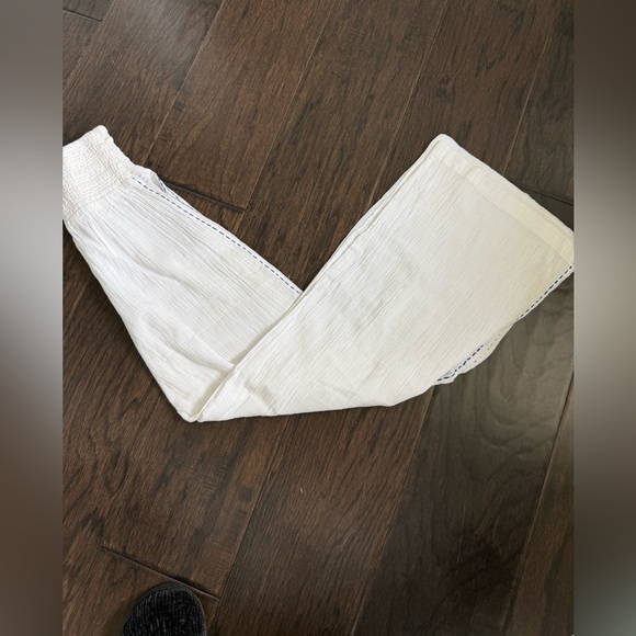 White Crochet Maxi Skirt with Side Slit - Picture 5 of 7